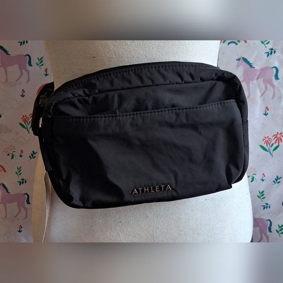 Athleta Handbags - NWT Athleta Excursion Black Nylon Fanny Pack Bum Bag Casual Activewear Purse Bag